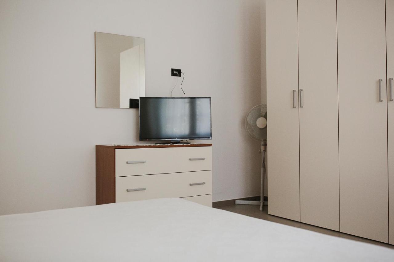 B&B "Al Colle 11" Фано Экстерьер фото