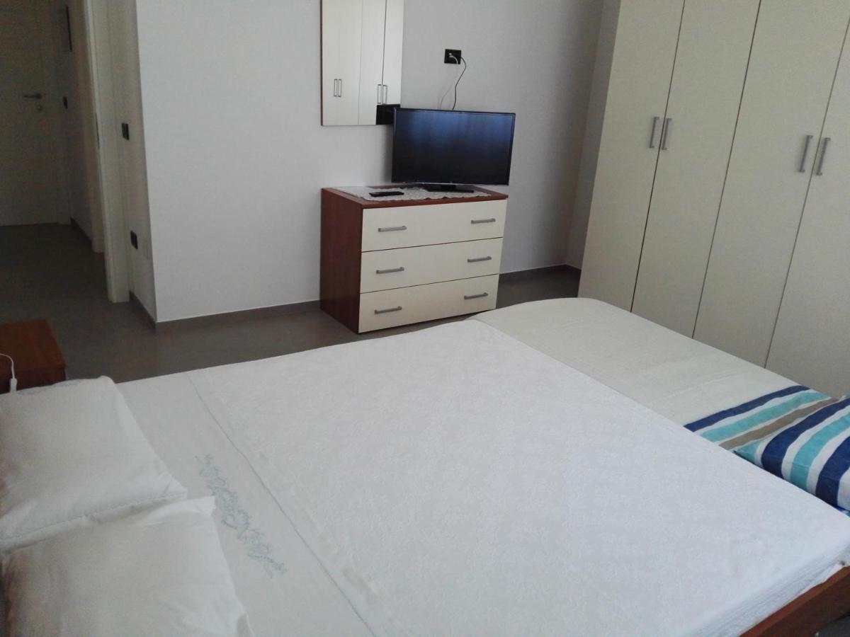 B&B "Al Colle 11" Фано Экстерьер фото